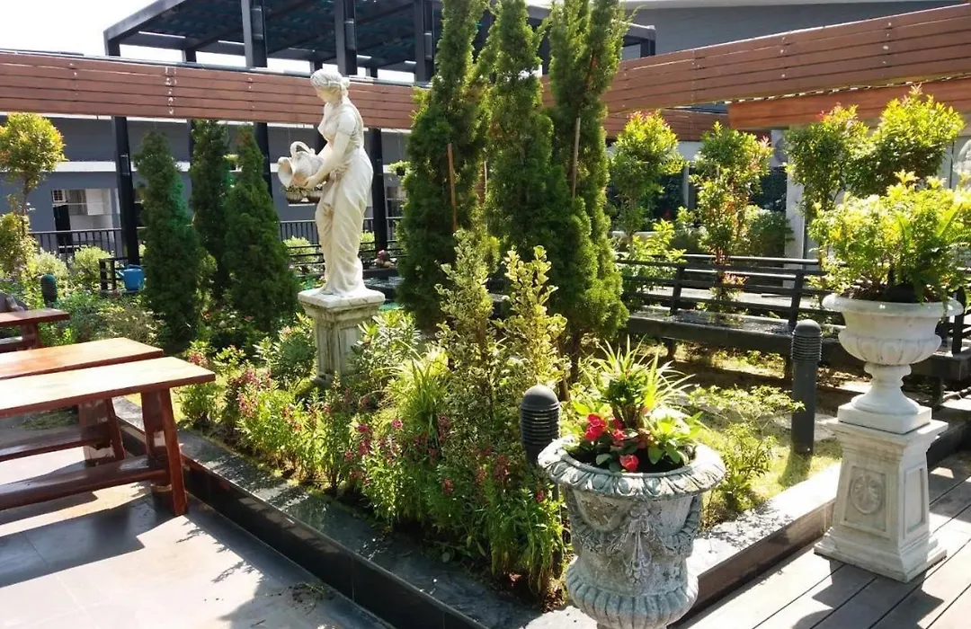 B-Your Home Hotel Don Mueang Airport Bangkok 如你家酒店-1